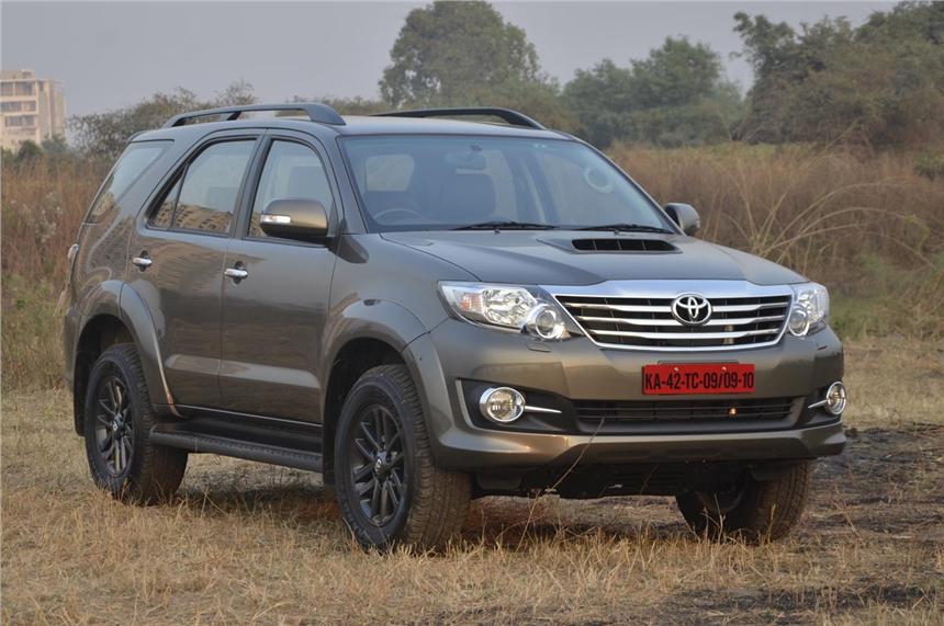 Toyota Fortuner 1