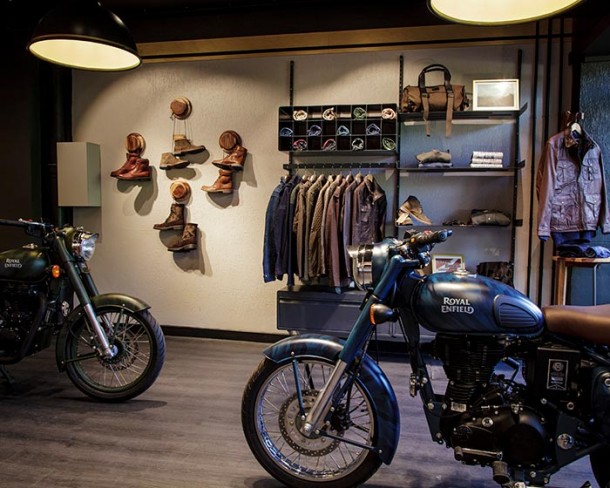 royal enfield bike showroom price