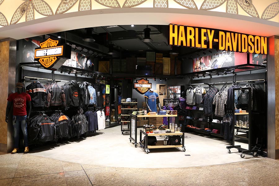 harley-davidson-launches-maiden-merchandise-showroom-at-mumbai-airport