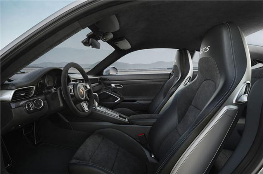 2017 Porsche 911 GTS Interior Pictures