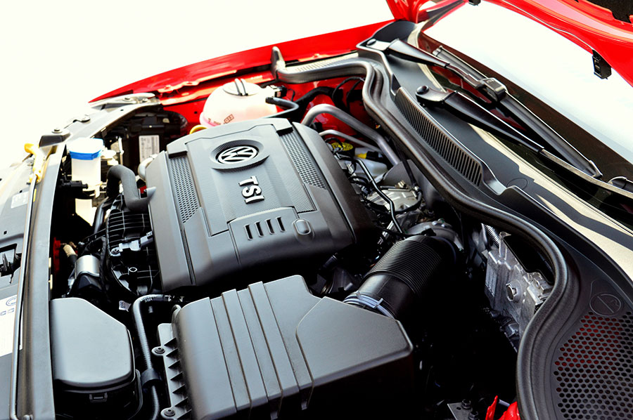 Volkswagen-GTI-Petrol-TSI-Engine-Photos