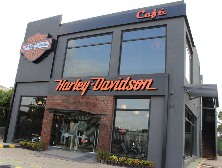 First Harley Davidson Concept Store Opened in India 