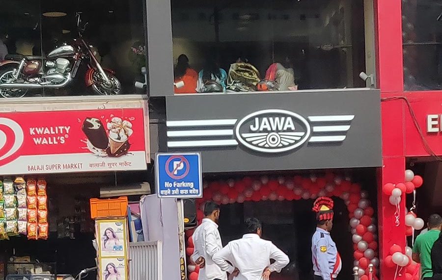 Nsg Jawa Shakti Automobiles First Jawa Showrooms In Pune