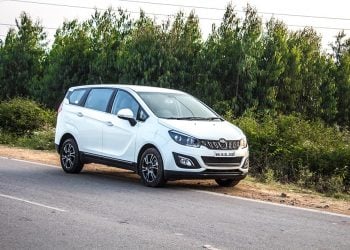 Mahindra Marazzo Review – Iceberg White