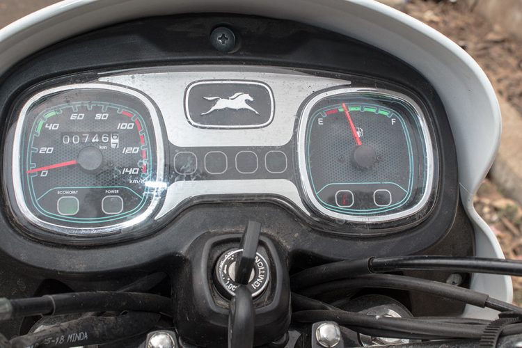 TVS Radeon Photos – Pearl White