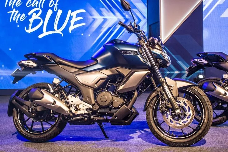 Yamaha FZ, FZ-S FI Version 3.0 ABS Photos