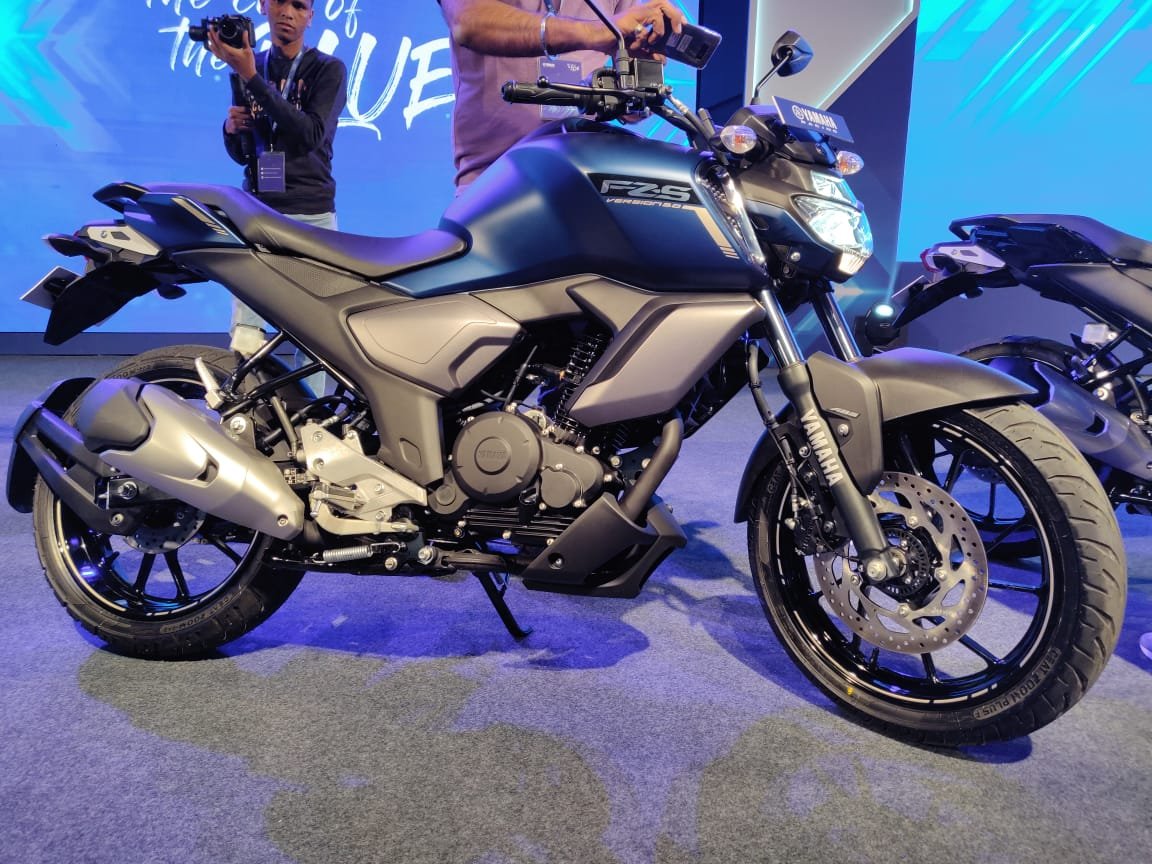 Yamaha Fz S Fi V 3 0 Abs Launched In India At Rs 97 000 Gaadikey