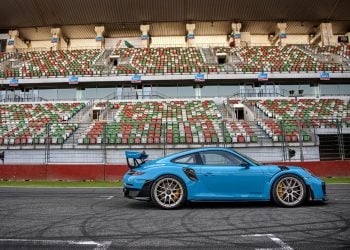 Porsche 911 GT2 RS breaks the lap record at Buddh International Circuit