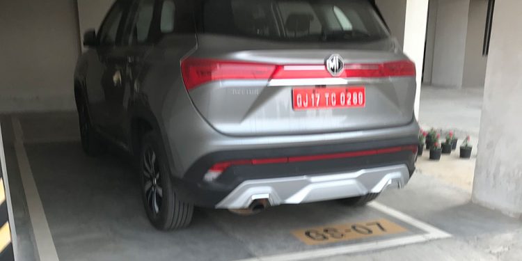 MG Hector Silver Color - 2019 MG Hector SUV