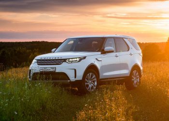 New 2.0L Land Rover Discovery Diesel launched at Rs 75.18 Lakhs