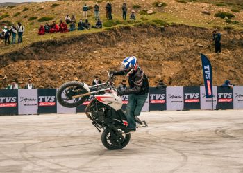 TVS Apache stunt riders create history, enters Asia Book of Records
