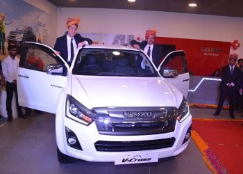 Akar ISUZU opens in Jaipur – ISUZU launches new V-Cross;