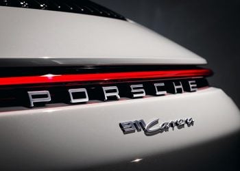 New Porsche 911 Carrera Coupé and 911 Carrera Cabriolet Introduced