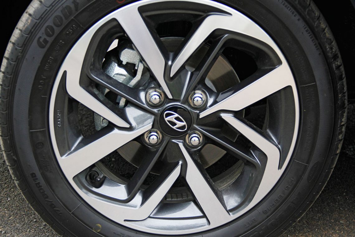 Hyundai Grand i10 Nios Review Best hatch? GaadiKey