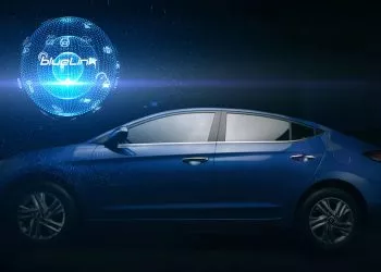 New 2019 Hyundai ELANTRA gets 34 Blue Link features