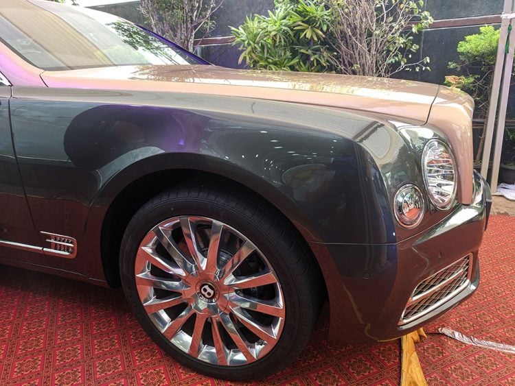 First Bentley Mulsanne EWB worth 9.5 Cr delivered in Karnataka