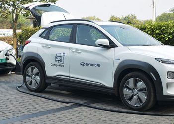 Hyundai KONA Electric can now be Fast Charged – 15 EV dealers offers AC 7.2KW charging Facility