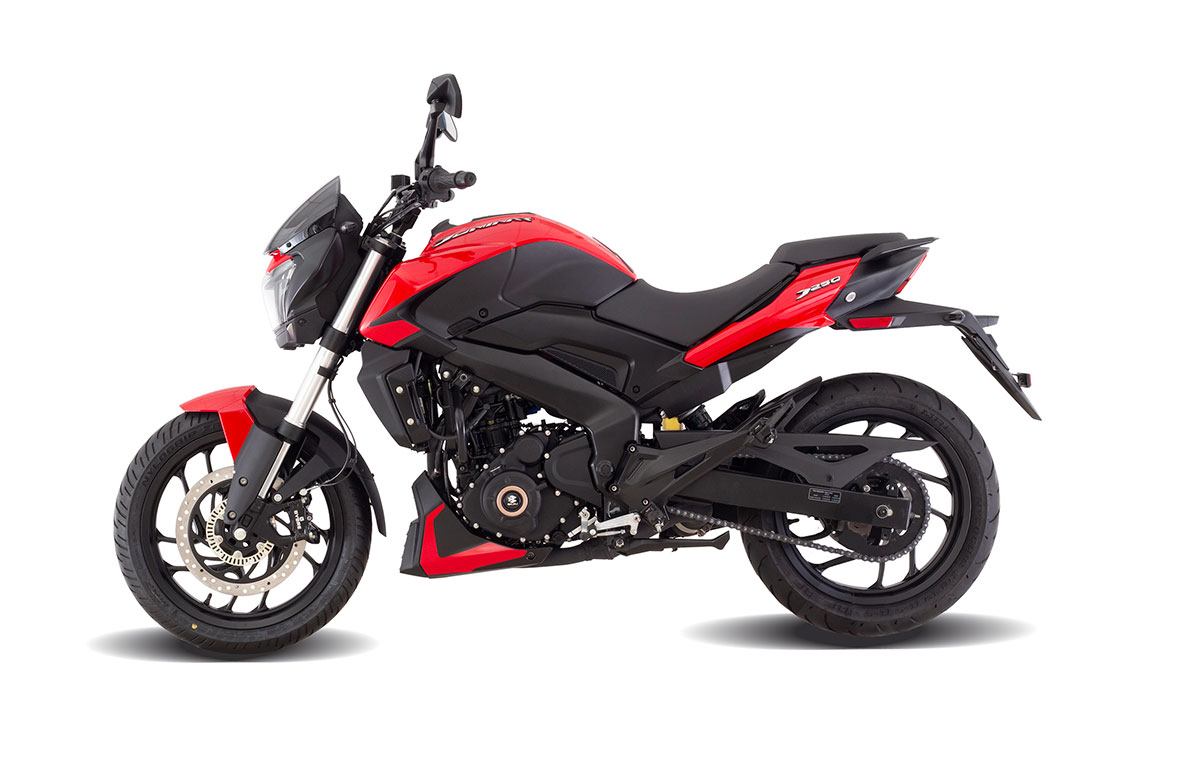 Bajaj launches 250cc Dominar at Rs 1,60,000/- GaadiKey