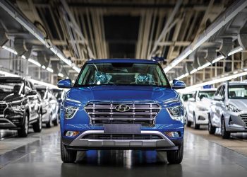 Hyundai rolls out 200 Cars on the First Day of Production Restart