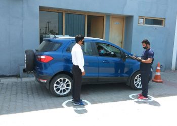 Ford’s “Dial-A-Ford” brings dealership to customer doorstep