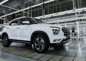 Hyundai rolls out 200 Cars on the First Day of Production Restart