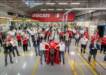 Ducati Multistrada V4 (with radar technology) production begins