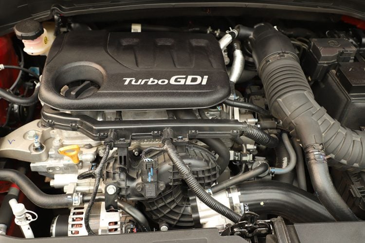 New Hyundai i20 Petrol Review Worth 11 lakh? GaadiKey