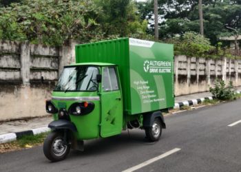 Altigreen delivers NEEV EVs in Delhi after success in Bangalore