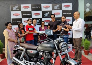 Honda 2Wheelers India opens BigWing showroom in Chandigarh