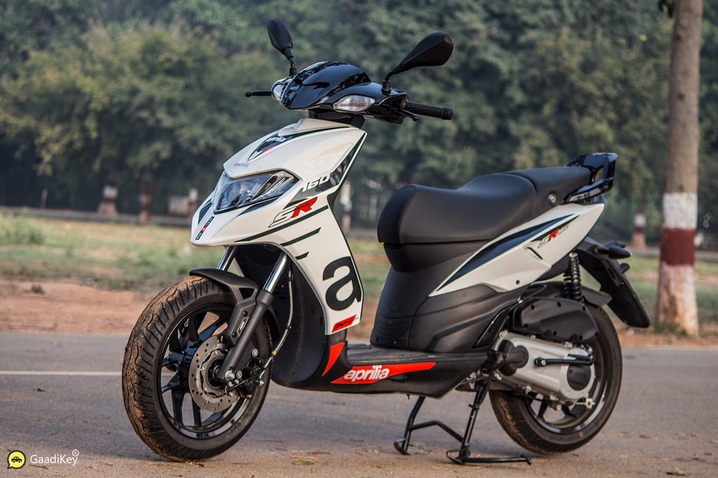 2022 Aprilia SR160 Review GaadiKey