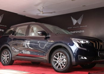 Mahindra XUV700 Gold Edition for Avani Lekhara