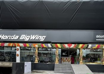 Honda 2 Wheelers opens BigWing showroom in Warangal (Telangana)