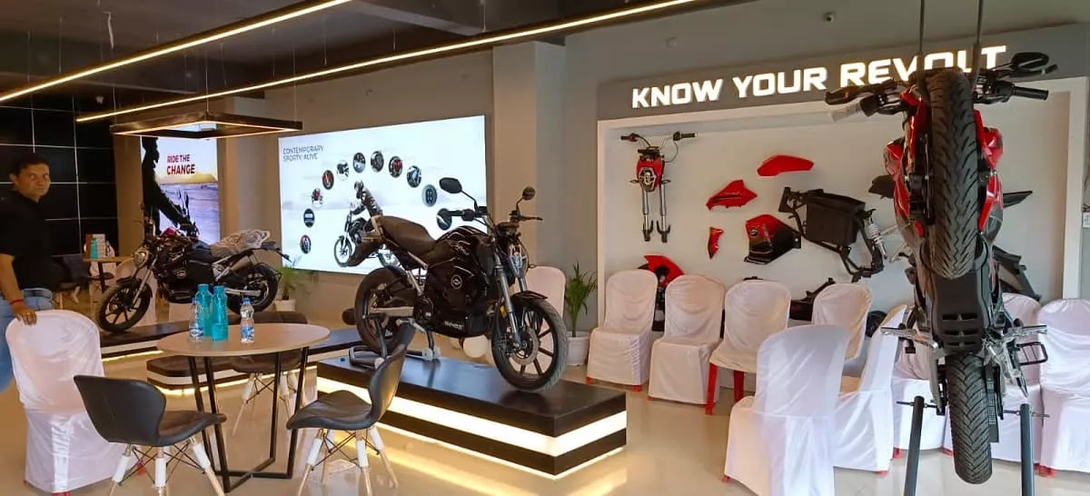 revolt motors dealership cost