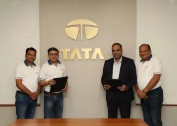 Tata Motors to deliver 2000 XPRES T EVs to Evera