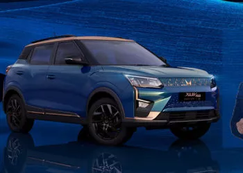 Anand Mahindra to handover Mahindra XUV400 Electric to its highest bidder