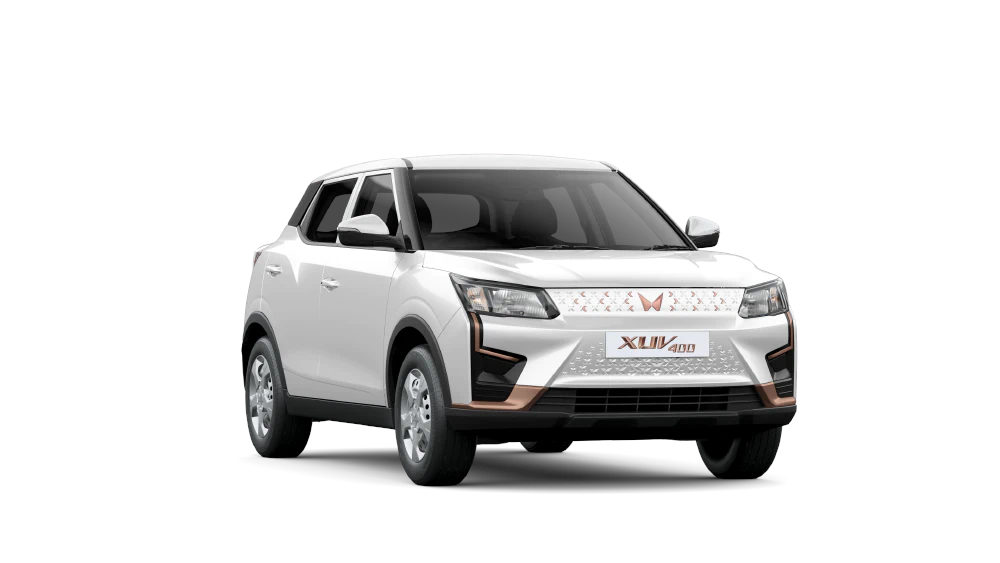 All new 2023 Mahindra XUV 400 Everest White Color White Color