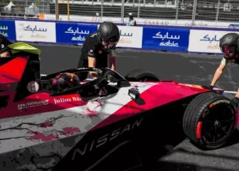 Nissan Formula E Team in the points despite bad luck in  Hyderabad