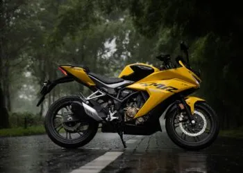 Hero Karizma XMR launched at Rs 1.73 lakhs – Gets Dual-channel ABS