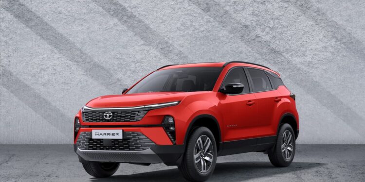Tata Harrier Coral Red
