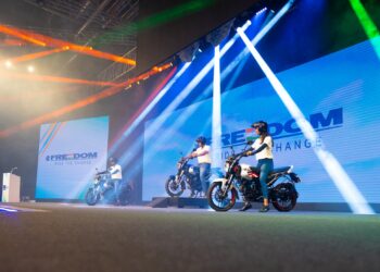 Bajaj Freedom 125 – First CNG motorcycle launched at Rs 95,000