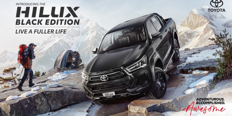 Toyota Hilux Black Edition