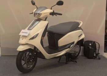 2025 Suzuki e Access White Color Pearl White Color Electric Access scooter India launch 2025