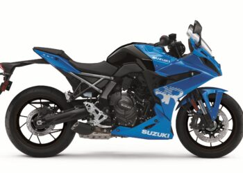 2025 Suzuki GSX 8R Metallic Triton Blue