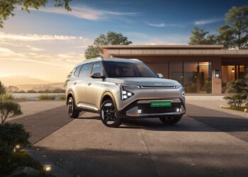 Kia Carens Clavis EV Bookings Open: 7-Seater EV from ₹17.99L