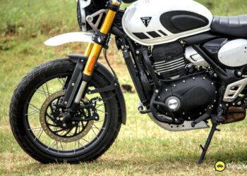 Triumph Scrambler 400 XC Disc Brake Front... Headlight