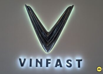 VinFast Logo --- Lulu Mall Bengaluru