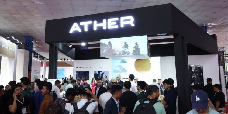 Ather Rizta in Ather Showroom