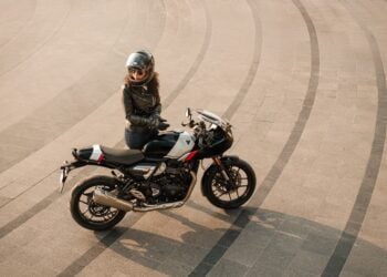 Triumph Thruxton 400