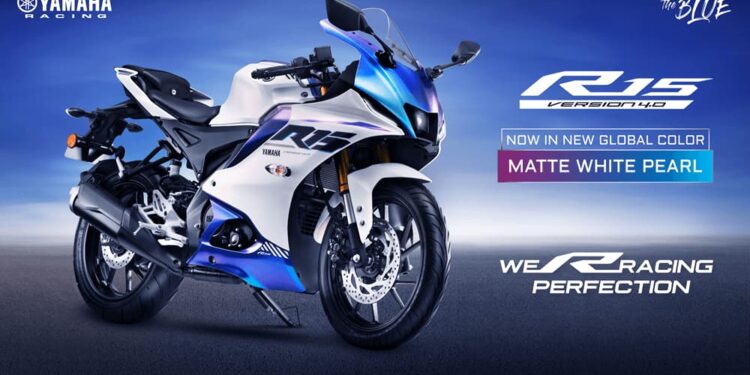 All New 2025 Yamaha R15 Gets New Color Options and Variants