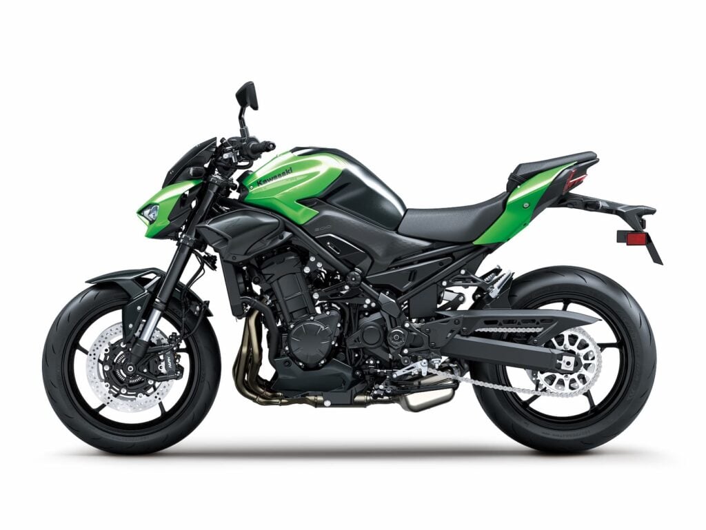 Kawasaki Z900 Photo 5